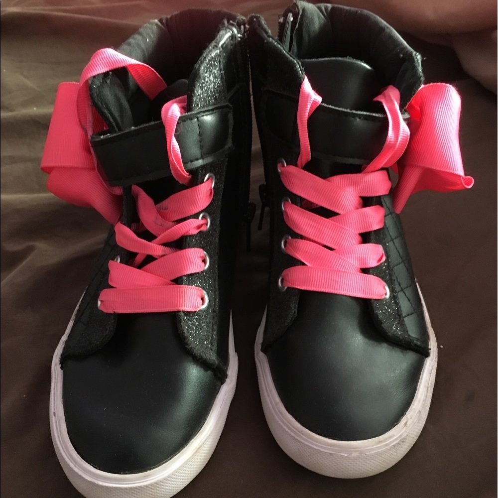 JoJo Siwa shoes
